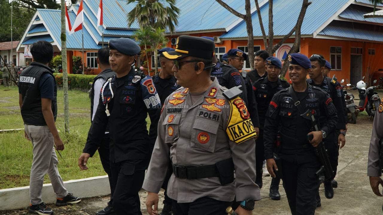 Polres Luwu Timur Turunkan 191 Personel dan Brimob, Pastikan Pendaftaran Calon Bupati dan Wakil Bupati Berjalan Aman