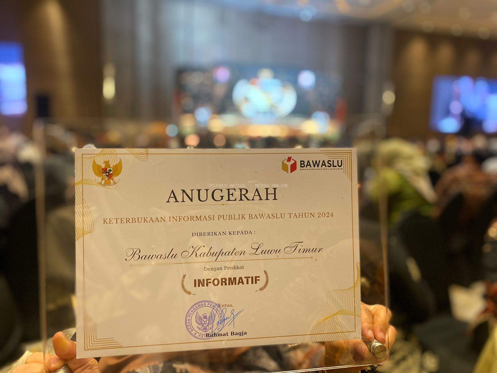 Satu-satunya Kabupaten/Kota di Sulsel, Bawaslu Luwu Timur Raih Predikat Informatif pada Anugerah Keterbukaan Informasi Publik Bawaslu 2024