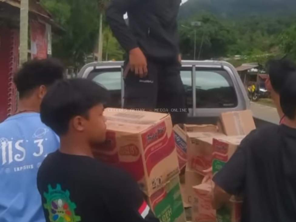 Warga Dusun Togo Terdampak Banjir, ISRULLAH - USMAN Langsung Salurkan Bantuan