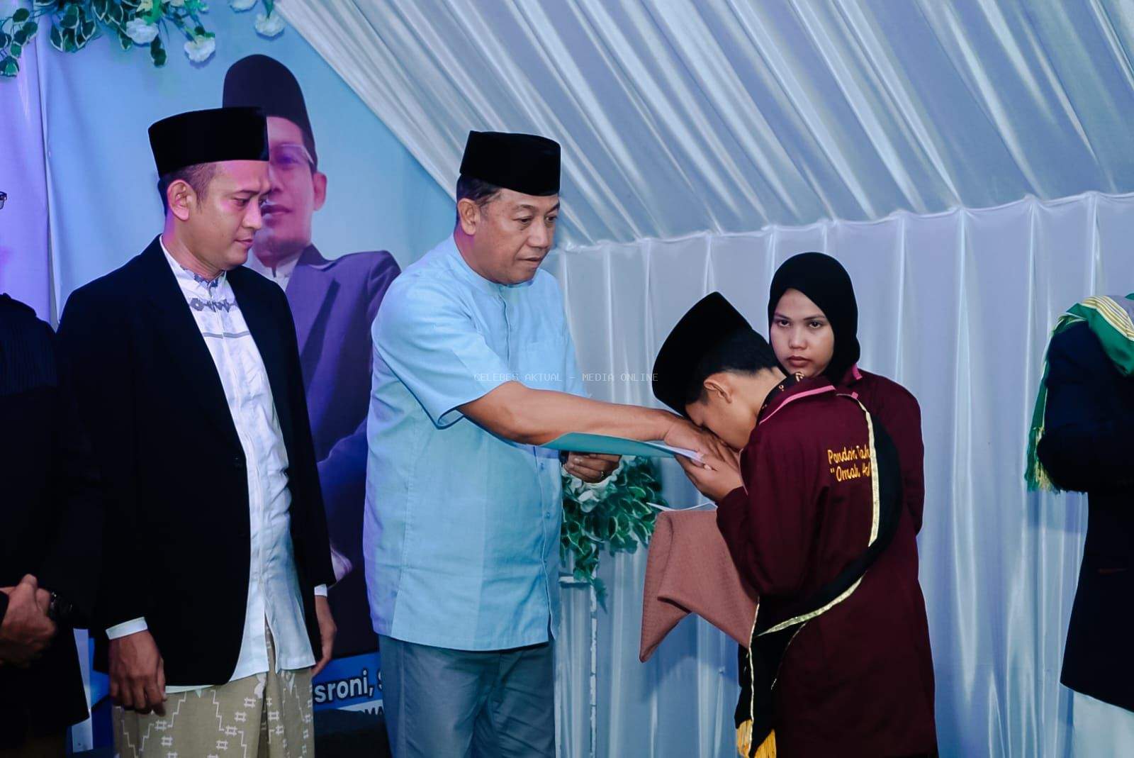 Isrullah Achmad Serukan Generasi Islamiah Sebagai Pilar Pembangunan di Wisuda Tahfidz Luwu Timur