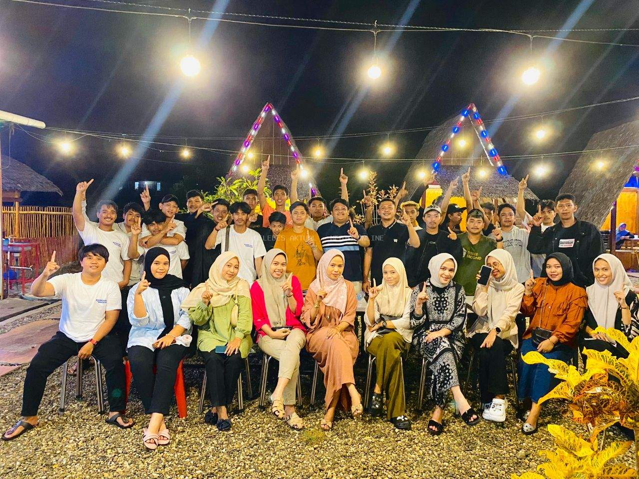 Milenial Malili Bedah Visi Misi Isrullah-Usman dalam Diskusi Kepemudaan