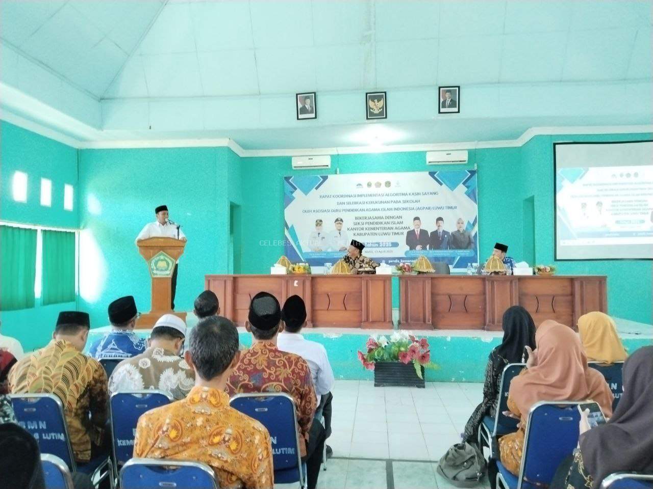 Bupati Luwu Timur Siap Bantu Pembangunan Masjid di Sekolah Islam