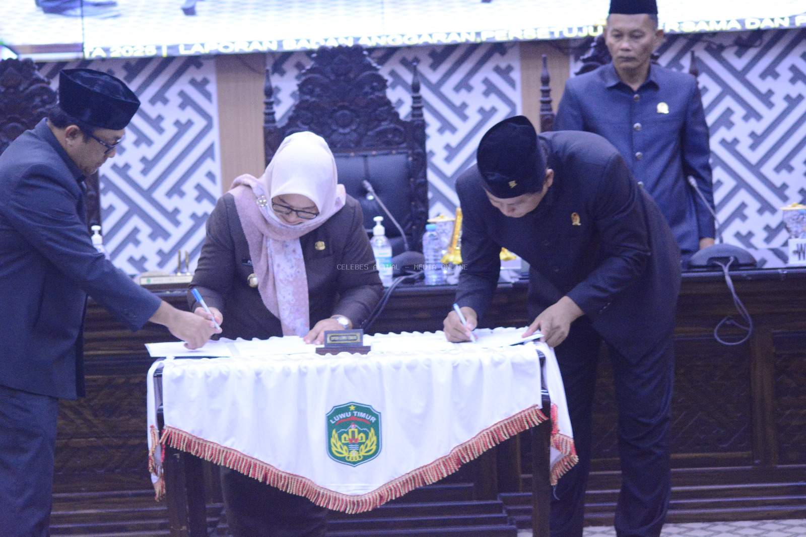 DPRD Luwu Timur Gelar Paripurna Laporan Banggar dan Teken Nota Rancangan Perubahan KUA PPAS
