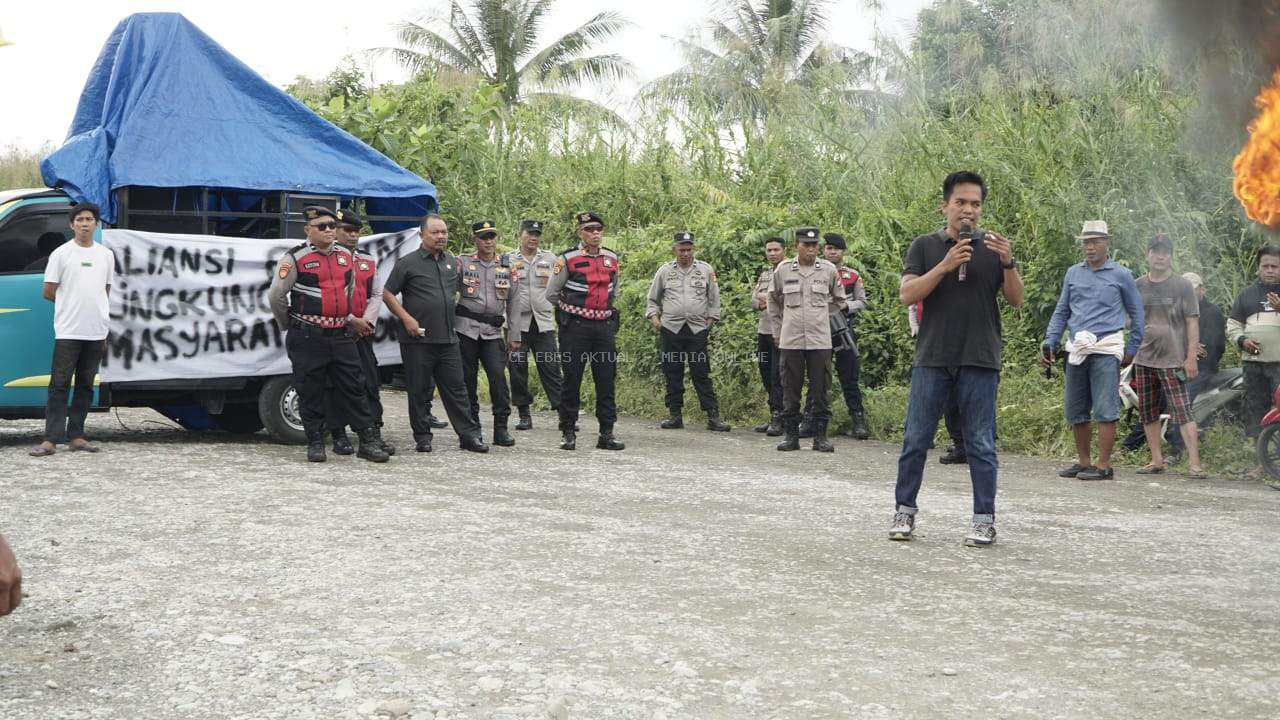 Aliansi Forum Lingkungan Masyarakat Angkona Gelar Unras di PT WTP, Legislator Nasdem Hadir Ditengah Pengunjuk Rasa 