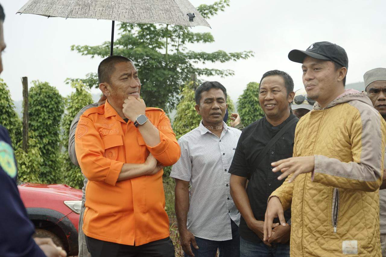 Peduli Petani, Bupati Irwan Tinjau Langsung Lokasi Kebun Lada di Loeha
