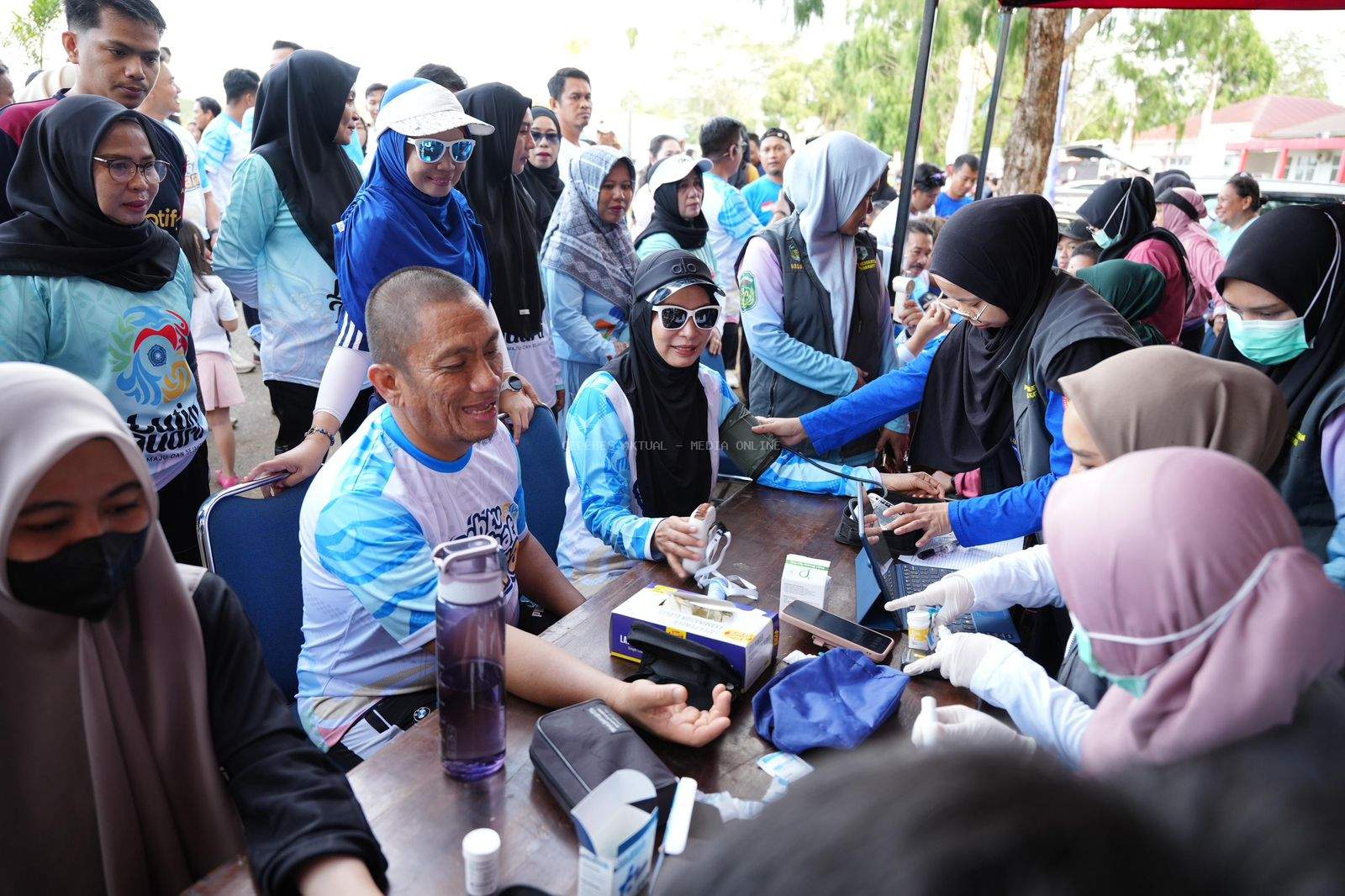 PKK Lutim Gelar Skrining Kesehatan, Bupati dan Wabup Turut Diperiksa