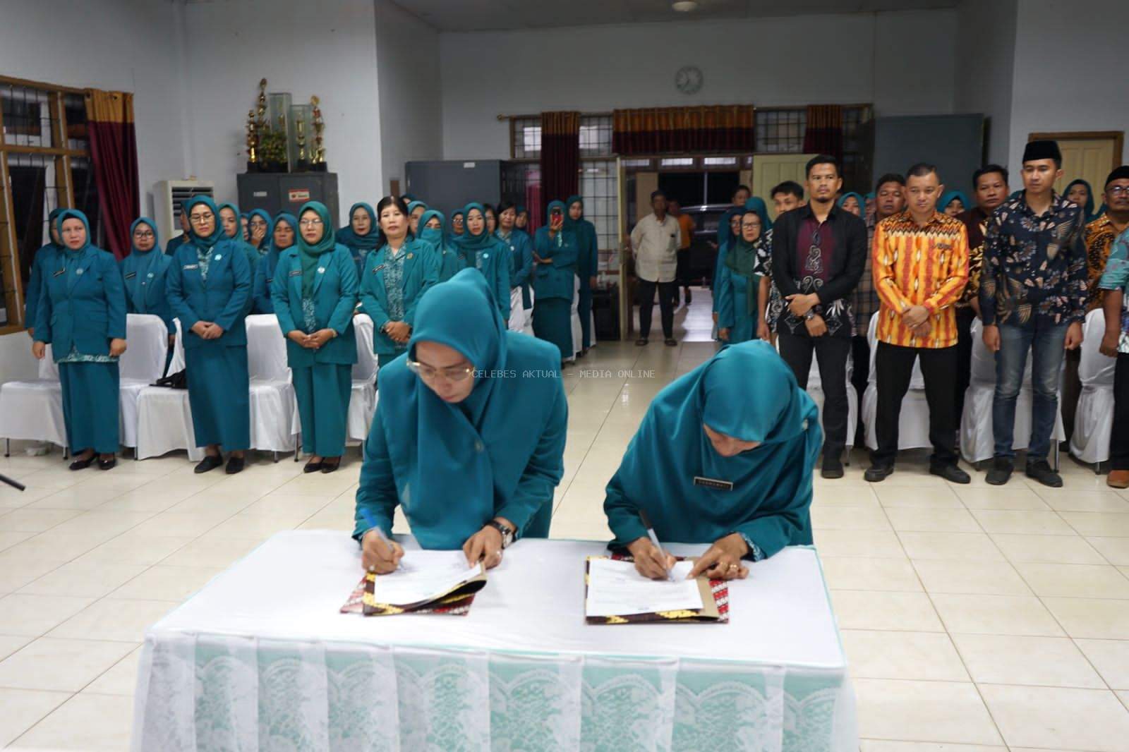 dr. Ani Nurbani Lantik Ketua TP PKK Kecamatan Malili, Towuti, dan Nuha