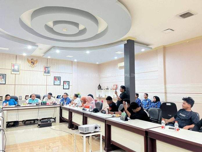 DPRD Terima Aspirasi Masyarakat Terkait Terjadinya Kelangkaan BBM di Luwu Timur 