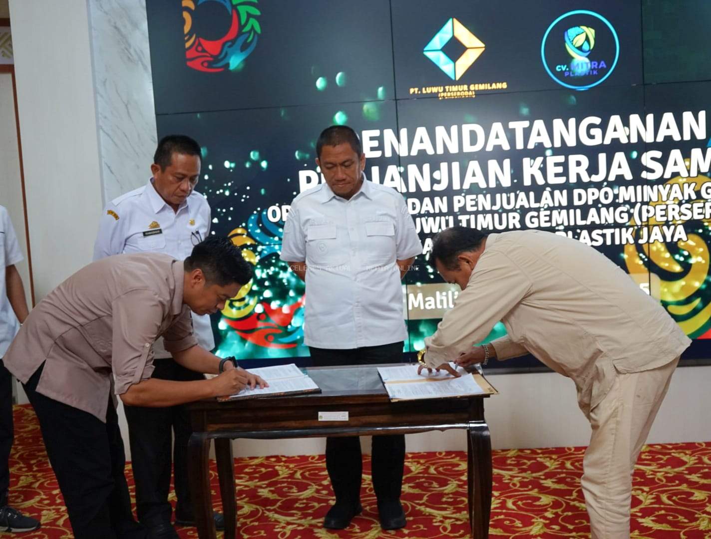 Perseroda Luwu Timur Jalin Kerja Sama Distribusi Minyak Goreng dengan CV Mitra Plastik Jaya