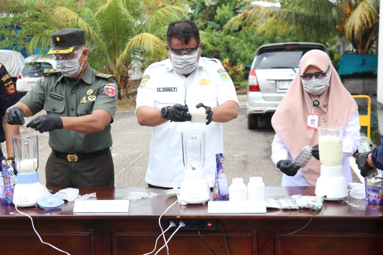 Simbol Komitmen Tegakkan Hukum, Kejari Lutim Lakukan Pemusnahan Barang Bukti