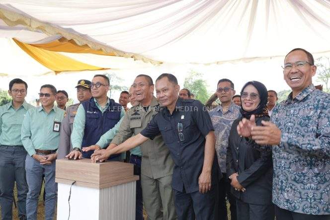 Wakil Ketua DPRD Lutim Hadiri Peletakan Batu Pertama Gedung Poliwako