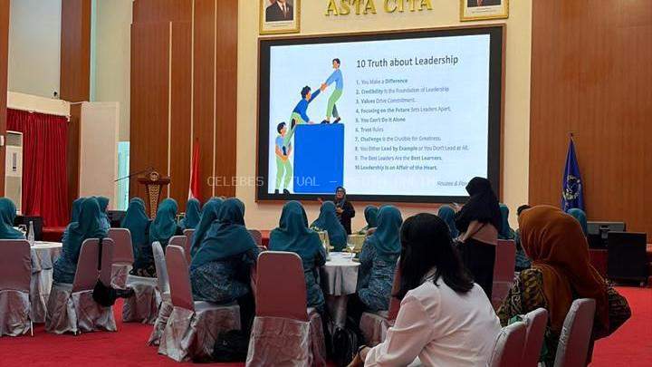 TP PKK Lutim Ikuti Pelatihan “Leadership with Heart” untuk Perkuat Kapasitas Kepemimpinan dan Komunikasi