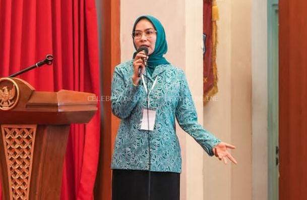 TP PKK Lutim Paparkan Capaian pada Evaluasi Semesteran TP PKK se-Sulsel di Makassar
