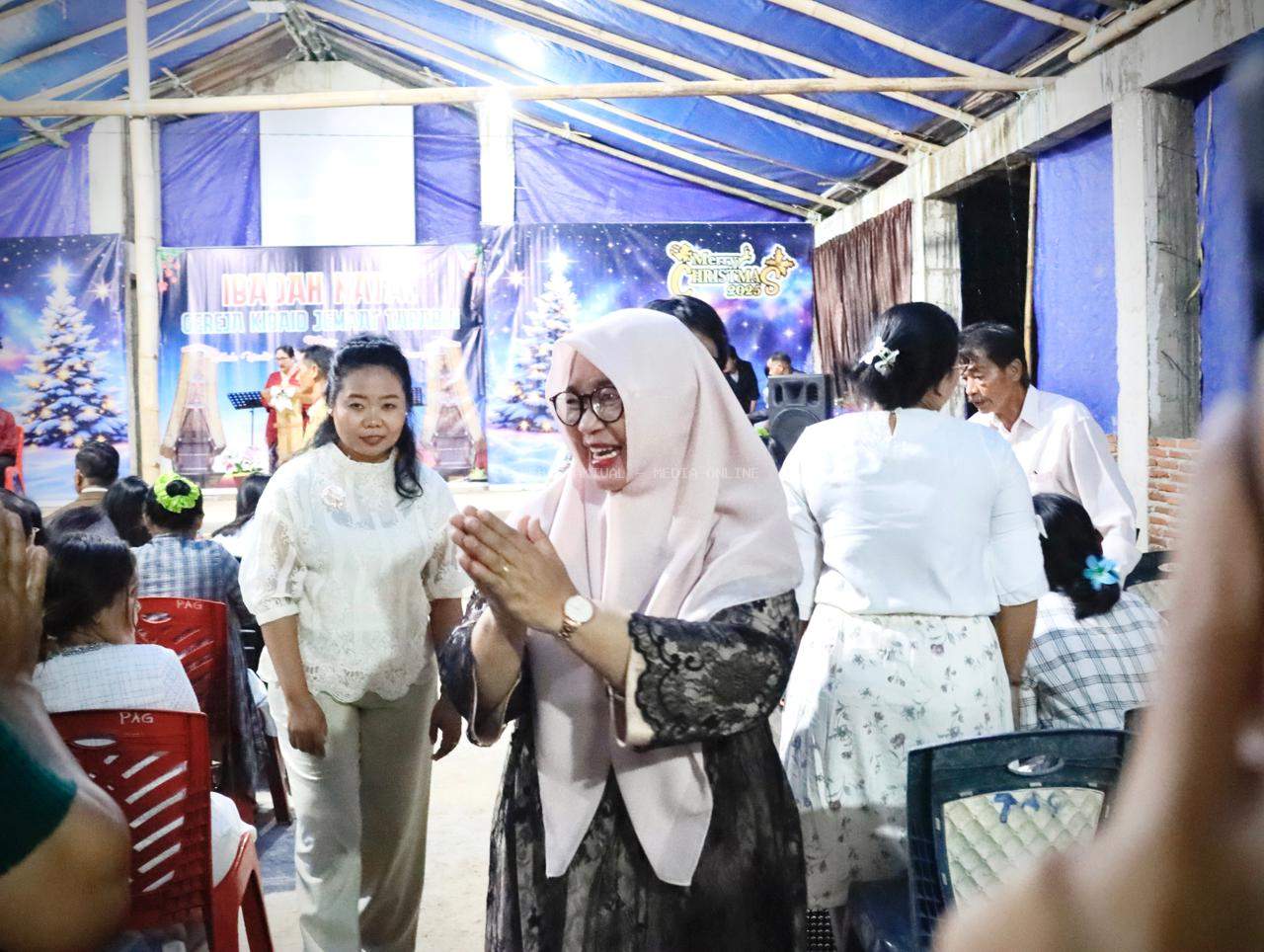 Wabup Luwu Timur Hadiri Perayaan Natal Jemaat Tarabbi, Tegaskan Pesan Damai dan Keharmonisan Keluarga