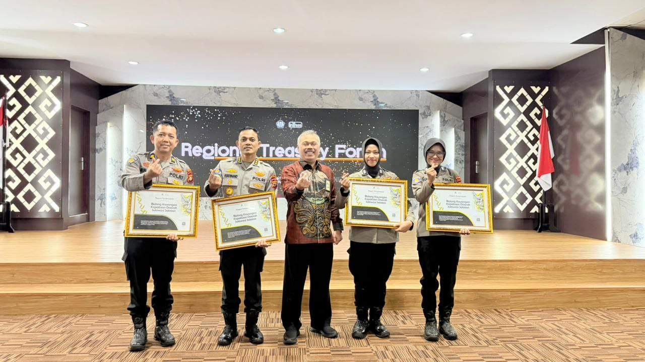 Komitmen Transparansi Keuangan, Bidkeu Polda Sulsel Borong Penghargaan dari Kemenkeu