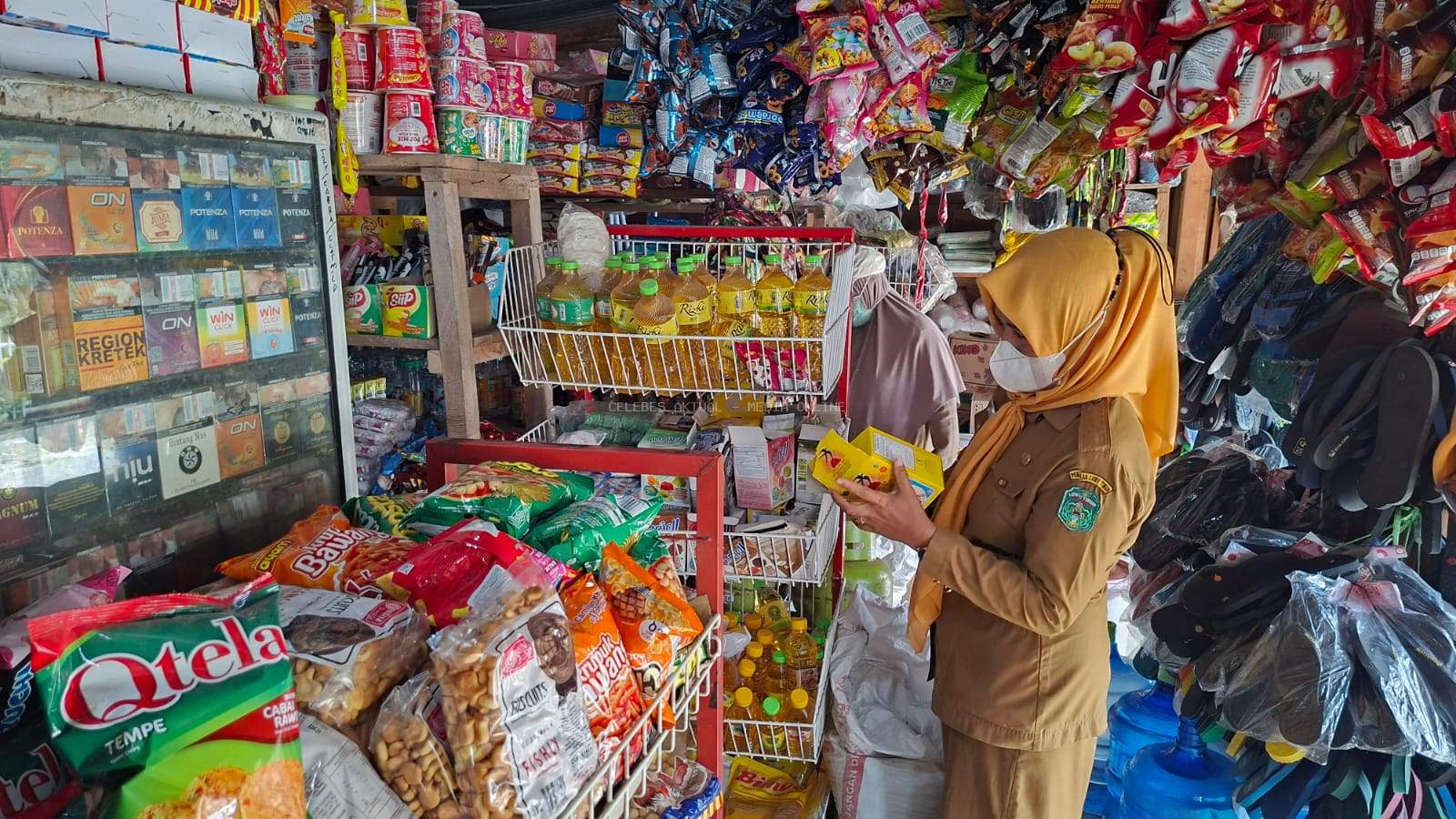 Pastikan Keamanan Pangan, Tim Pengawas Obat dan Makanan Sidak Pasar Mangkutana