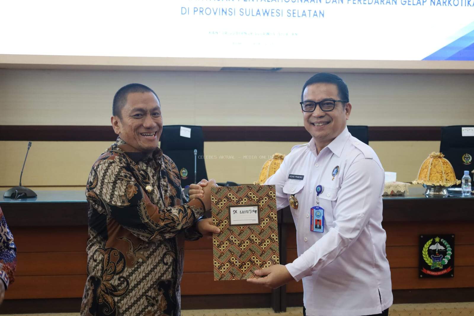 Luwu Timur Perkuat Komitmen Lawan Narkoba, Bupati Serahkan SK ULT P4GN