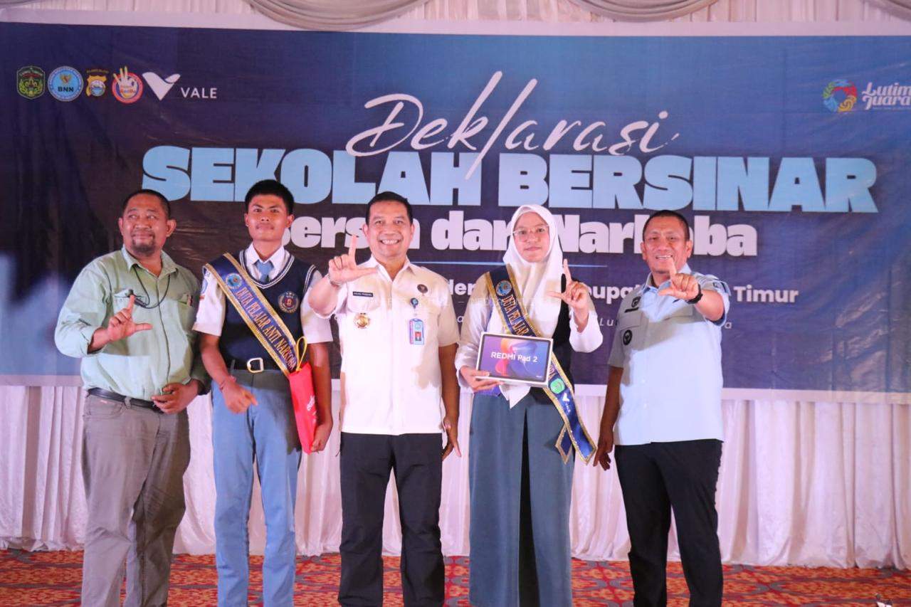 Sekolah 