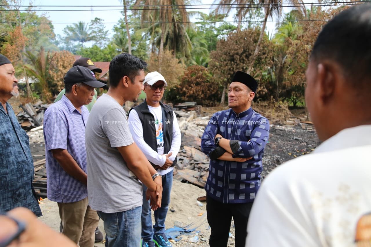 Datangi Lokasi Kebakaran Maliwowo, Bupati Irwan Minta Rehabilitasi Rumah Korban Dipercepat