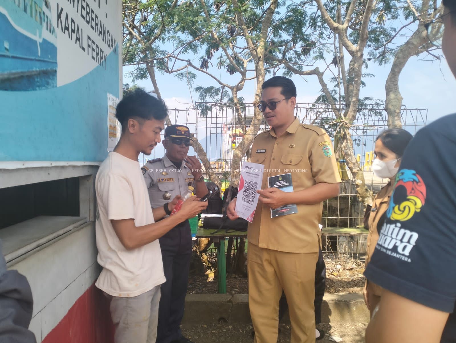 Sinergi Bapenda-Dishub Lutim, Pembayaran Retribusi Kepelabuhanan Kini Bisa Lewat QRIS