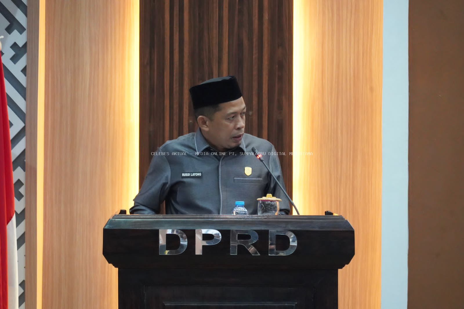 Rusdi Layong: Ranperda Penyertaan Modal Perumdam Waemami Harus Berujung pada Penguatan Layanan Air Bersih